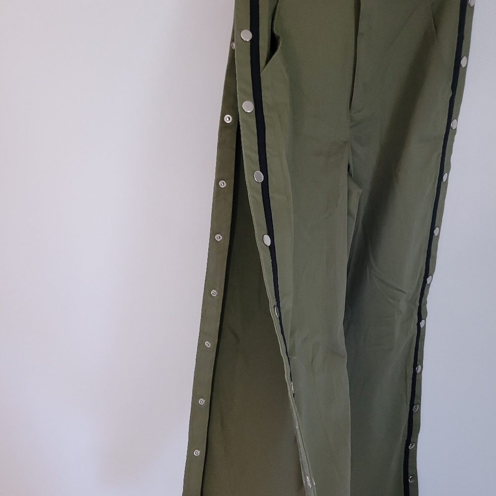 Tear Away Pants Snap to Waist  Fashion Nova Small Like New - Picture 11 of 12